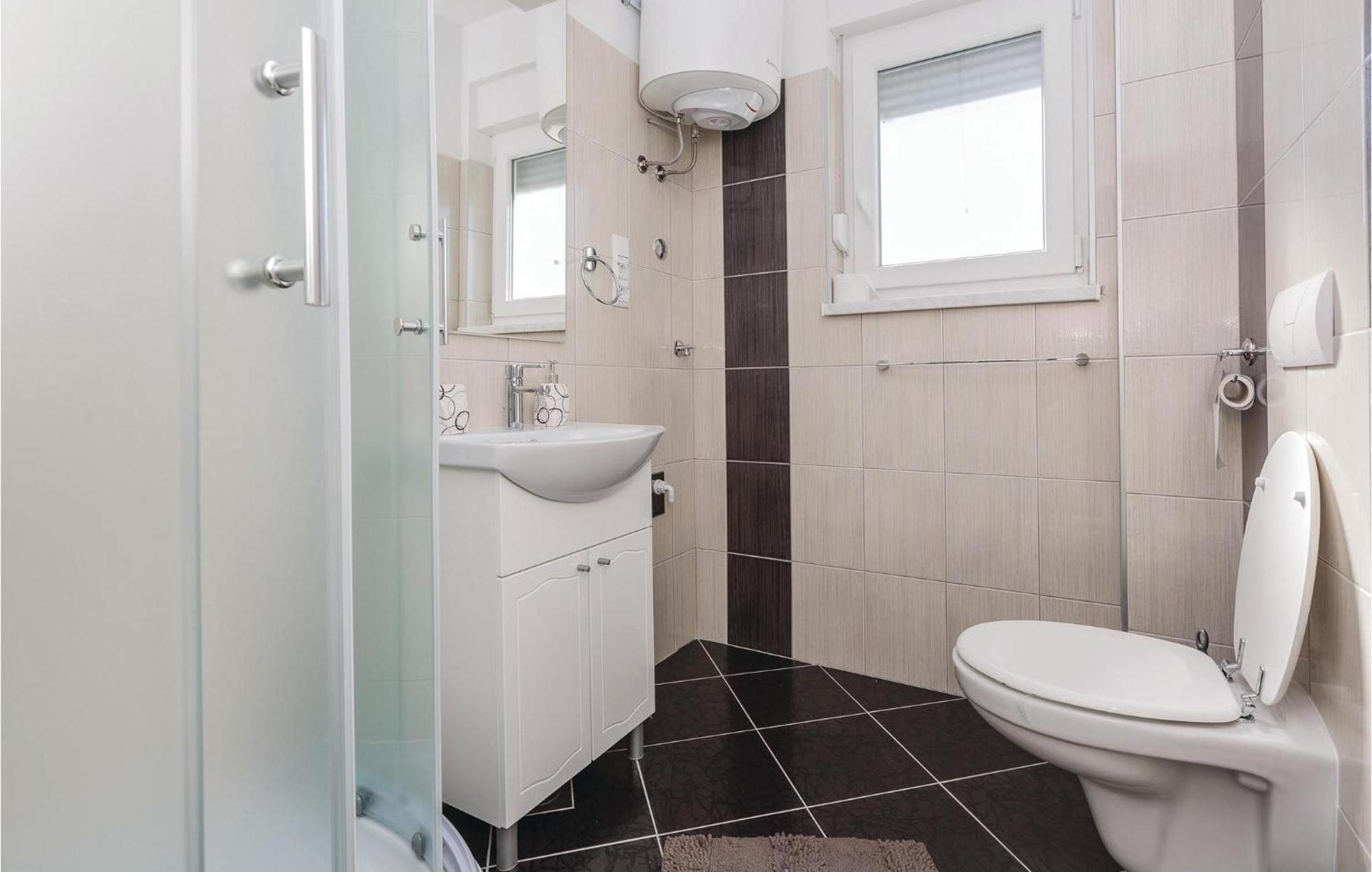Amazing Apartment In Saldun With Wifi Trogir Luaran gambar