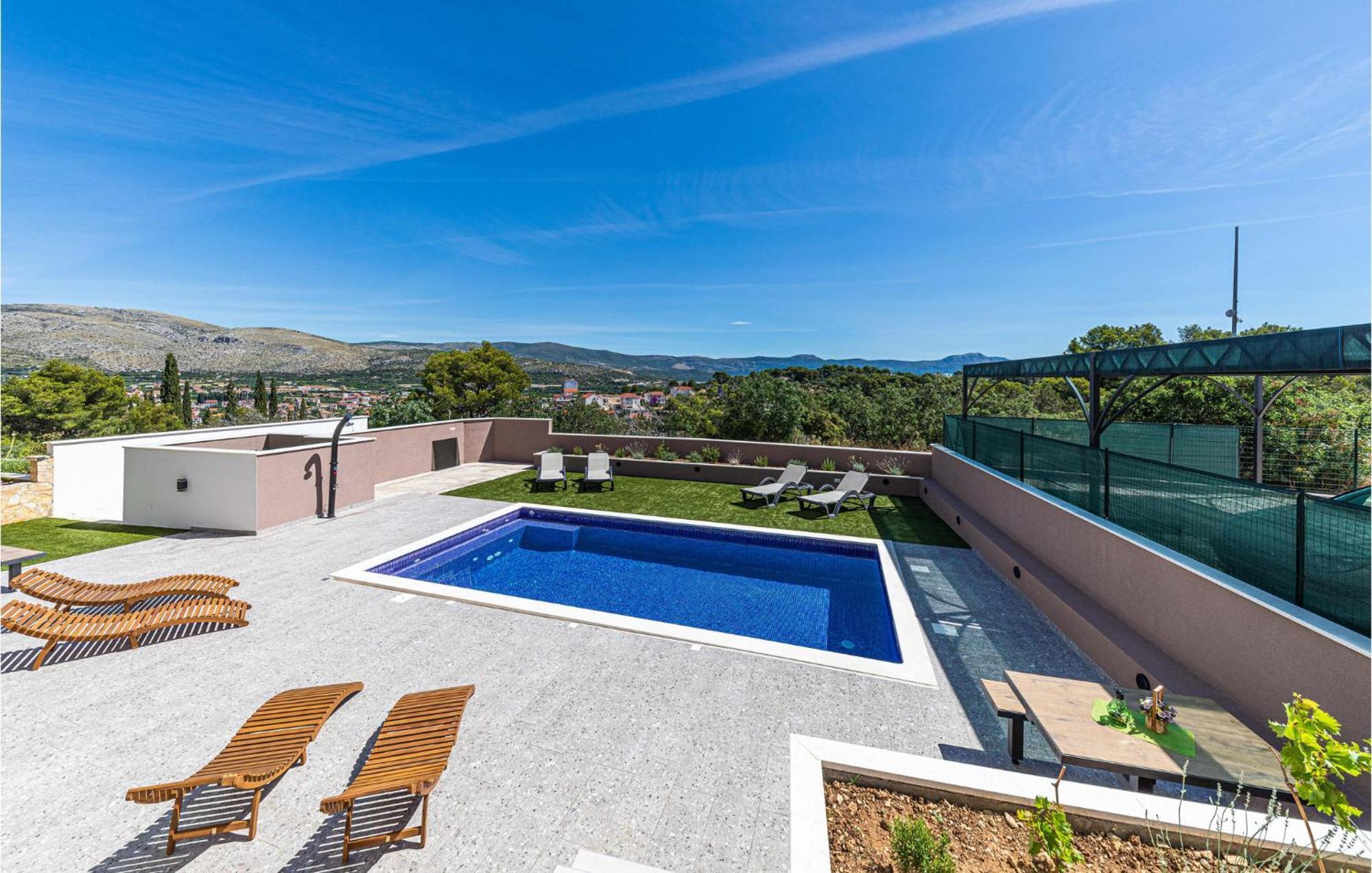 Amazing Apartment In Saldun With Wifi Trogir Luaran gambar